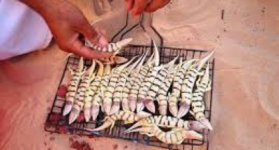 أمام مجاعة “البطاطا” الجزائري يعيش مجاعة سمك السردين ويكتفي بشم رائحته في السوق.ثمنه ألف دج